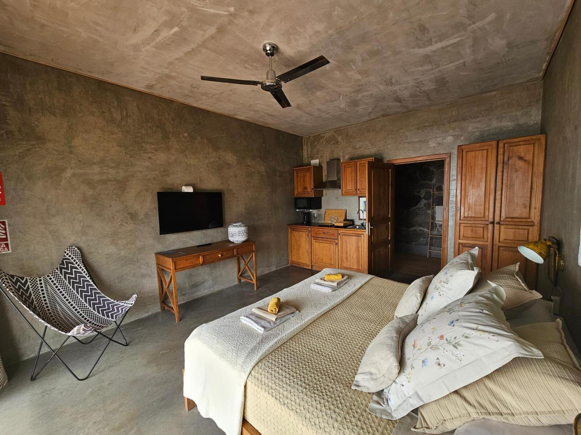Les Terrasses Suites Calheta  Kültér fotó